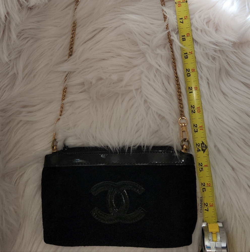 Chanel Black Suede Shoulder Bag - Picture 5 of 7